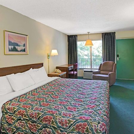 Days Inn By Wyndham Jellico - Tennessee State Line Buitenkant foto