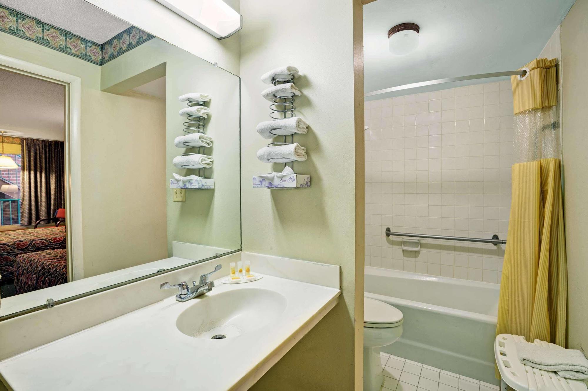 Days Inn By Wyndham Jellico - Tennessee State Line Buitenkant foto