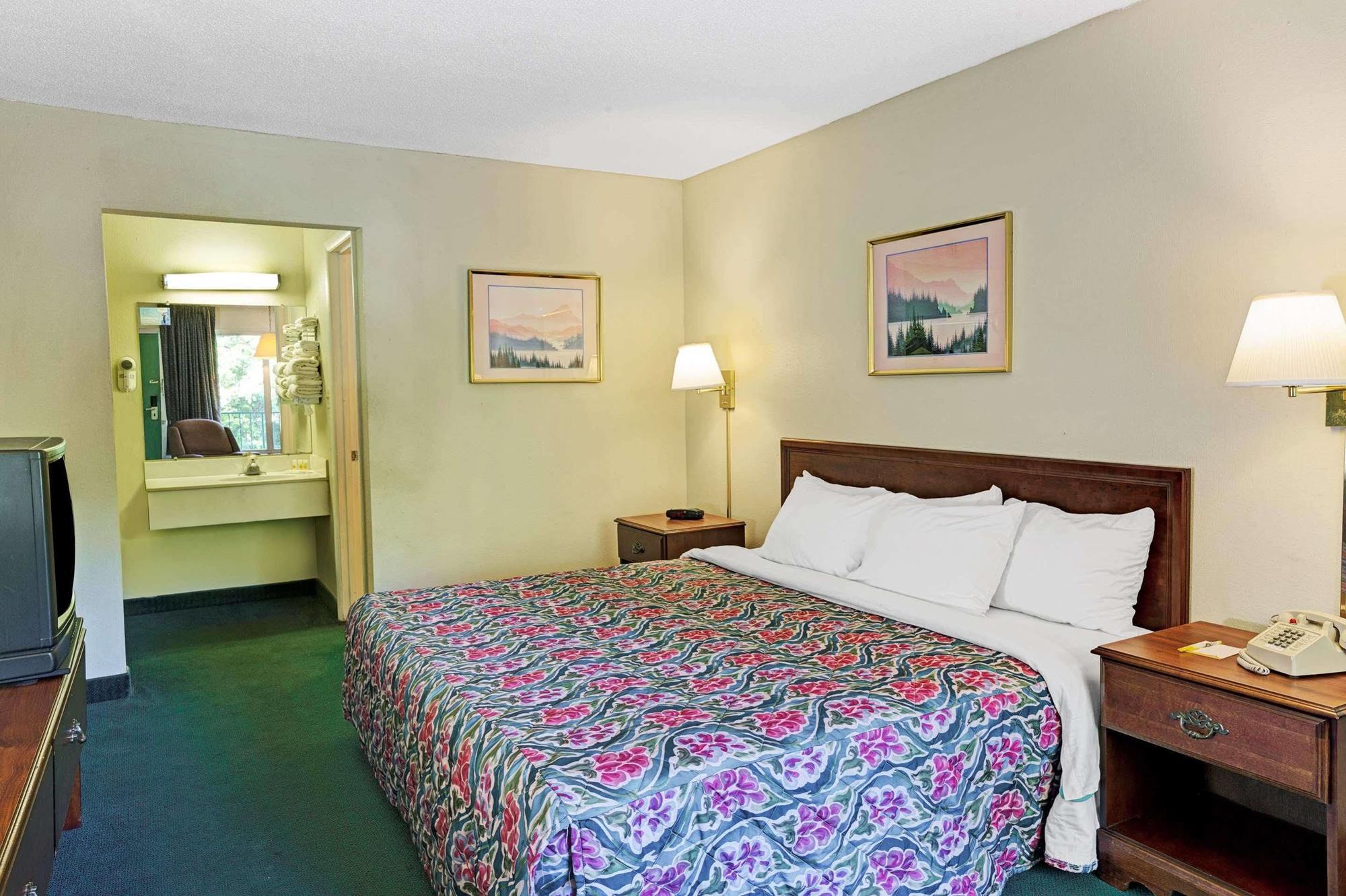 Days Inn By Wyndham Jellico - Tennessee State Line Buitenkant foto